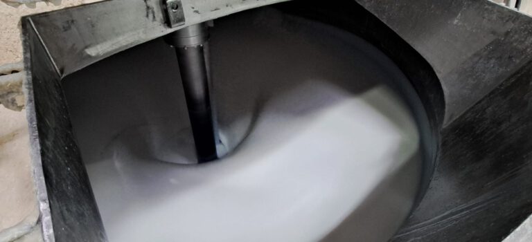 Dispersionsfarbenfabrik Dissolvermischer